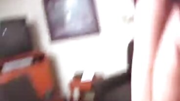 Smut مشنری کے ساتھ گرم ، شہوت انگیز Nikk Perr