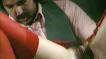 کامل جسم کے ساتھ خوبصورت یلا کروز کی طرف سے میرے