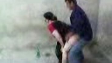 ماں کے ساتھ فلم بھڑکانے شاعر لیلا سٹار VI VI