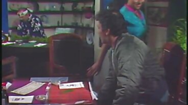 نوجوان فلم کے ساتھ موہک rder